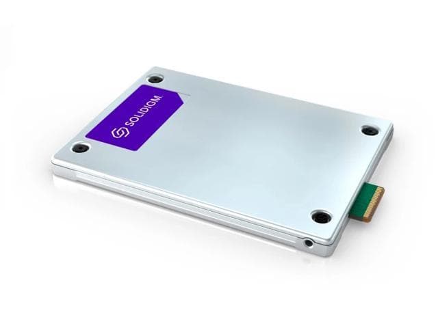 Solidigm D5-P5430