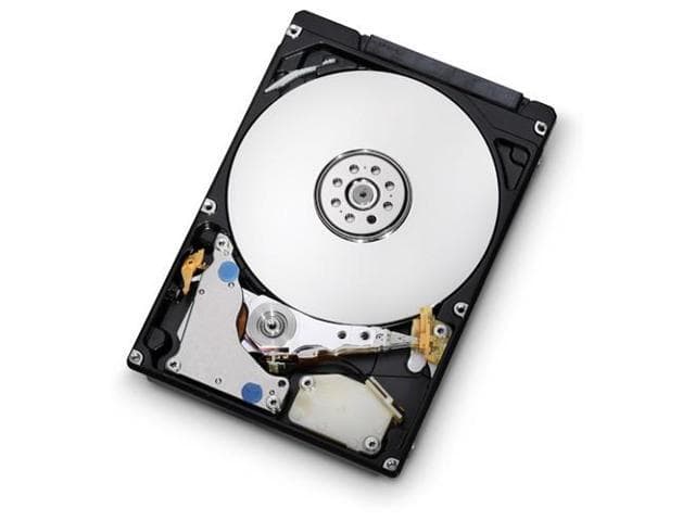 HGST Travelstar 7K500 HTS725032A9A364 2.5' 320GB