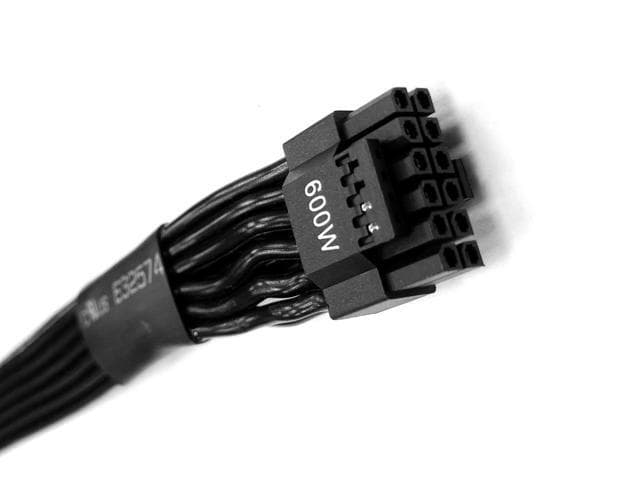 SUPER FLOWER 600W / Gen 5 12VHPWR Cable